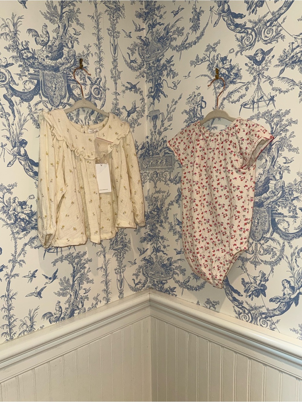 Jamie Kay Cream Ruffle Blouse NWT & Zara floral stretchy bodysuit 12-18 bundle